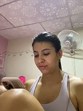 Lenapink19 online show from 09/30/25, 07:31