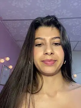 Lenapink19 online show from 02/03/26, 02:53