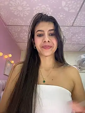 Lenapink19 online show from 12/02/25, 12:55