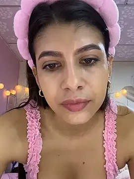 Lenapink19 online show from 11/09/25, 03:16