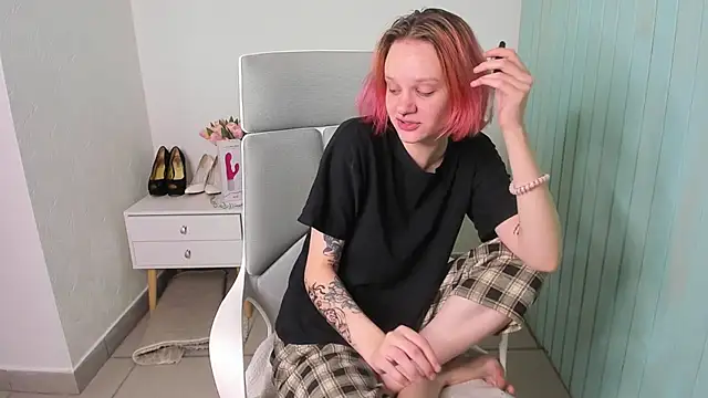 Elieiza xo online show from 09/26/25, 03:35