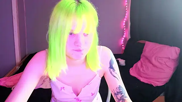 Elieiza xo online show from 04/22/26, 08:54