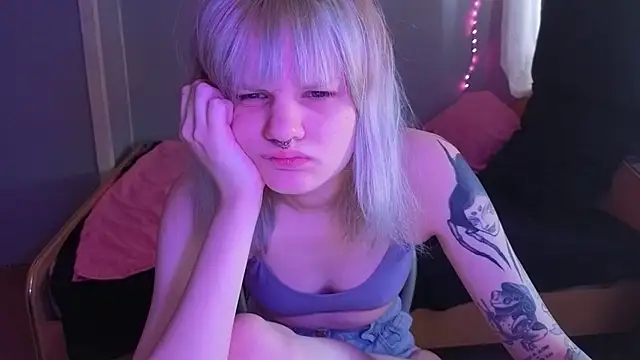 Elieiza xo online show from 04/08/26, 09:11