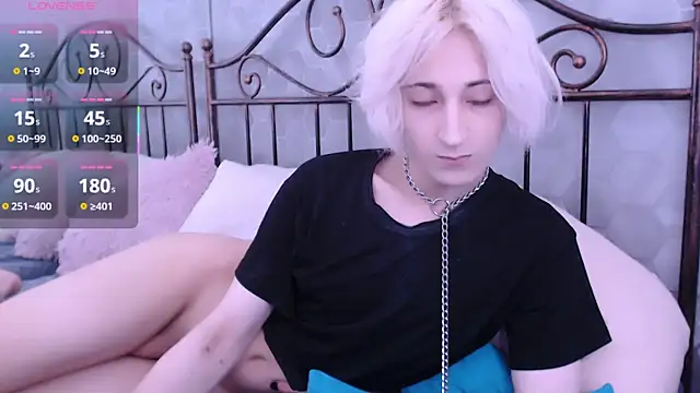 whitenyx online show from 12/03/25, 12:44