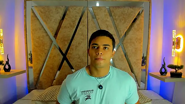 Snapshot of jayd_muscle chatting on 10/31/25, 04:53 jayd muscle online show from 10/31/25, 04:53