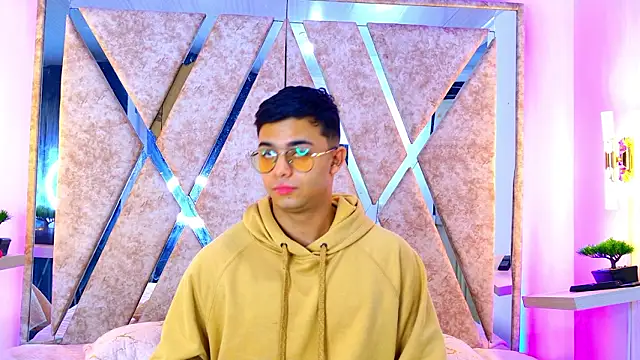 Snapshot of jayd_muscle chatting on 02/06/26, 04:19 jayd muscle online show from 02/06/26, 04:19