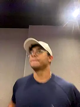 jayd muscle online show from 11/04/25, 08:34