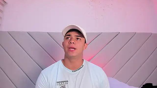 jayd muscle online show from 10/11/25, 04:13
