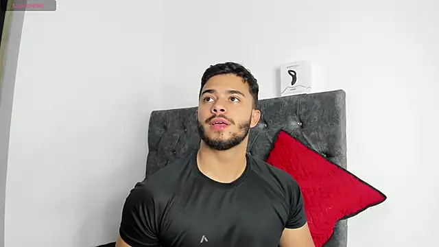 Snapshot of jayd_muscle chatting on 05/13/26, 06:42 jayd muscle online show from 05/13/26, 06:42