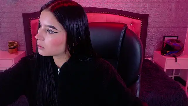 Natalie loffreda online show from 02/12/26, 03:17