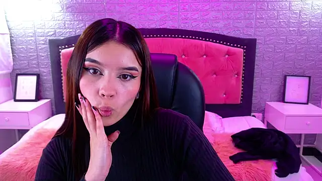 Natalie loffreda online show from 10/02/25, 02:59