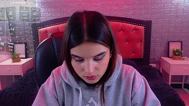 Natalie loffreda online show from 11/08/25, 03:10