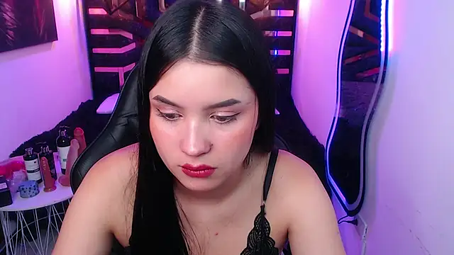 Snapshot of Natalie_loffreda chatting on 05/15/26, 12:08 Natalie loffreda online show from 05/15/26, 12:08