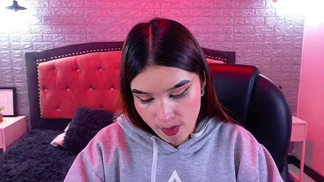 Natalie loffreda online show from 10/23/25, 03:05