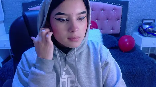 Natalie loffreda online show from 02/17/26, 03:15