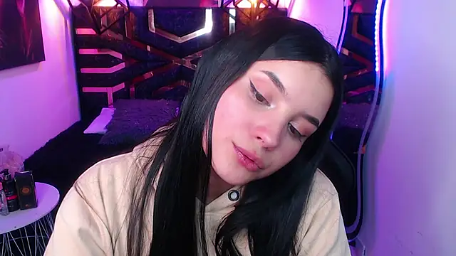 Snapshot of Natalie_loffreda chatting on 05/06/26, 08:46 Natalie loffreda online show from 05/06/26, 08:46
