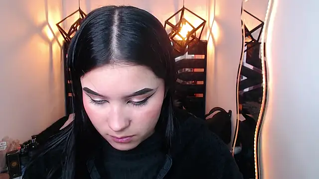 Natalie loffreda online show from 04/02/26, 08:04