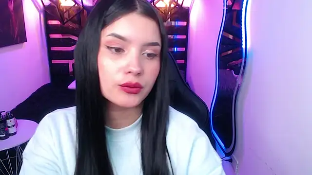 Snapshot of Natalie_loffreda chatting on 05/14/26, 12:02 Natalie loffreda online show from 05/14/26, 12:02