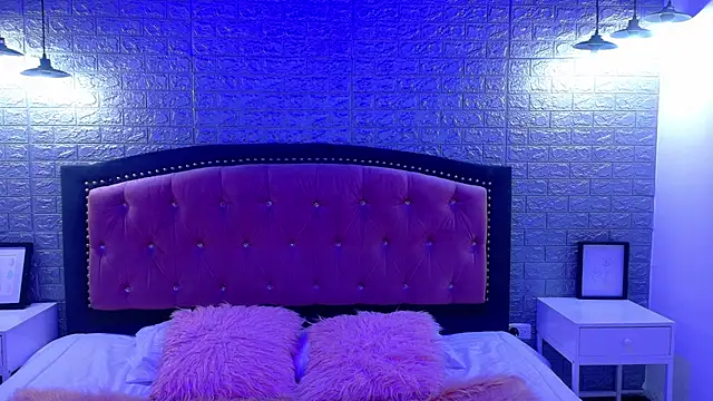 Natalie loffreda online show from 10/08/25, 02:57