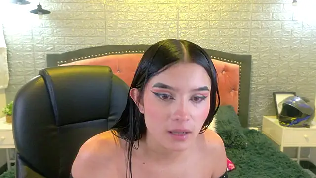 Natalie loffreda online show from 02/02/26, 04:11