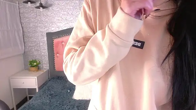 Natalie loffreda online show from 02/13/26, 03:06