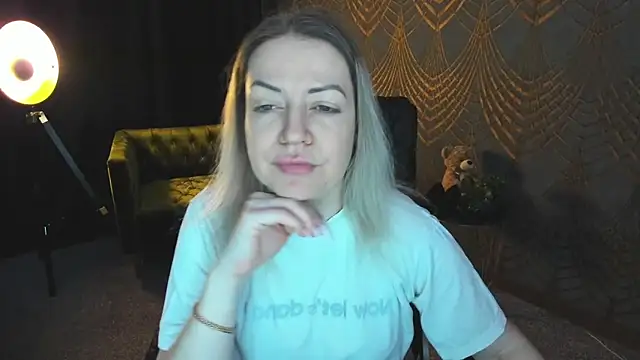 Anna Snows online show from 04/01/26, 05:31