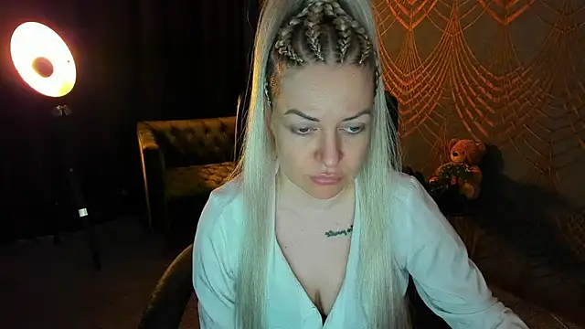 Anna Snows online show from 04/10/26, 05:36