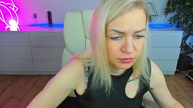 Anna Snows online show from 09/14/25, 12:05