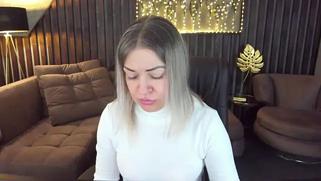 Anna Snows online show from 03/25/26, 06:35