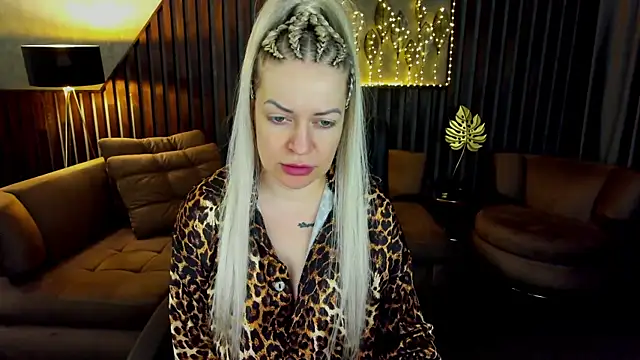 Anna Snows online show from 04/11/26, 05:26