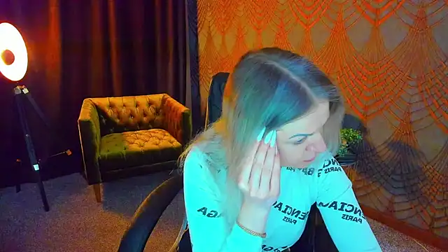 Anna Snows online show from 04/03/26, 05:25