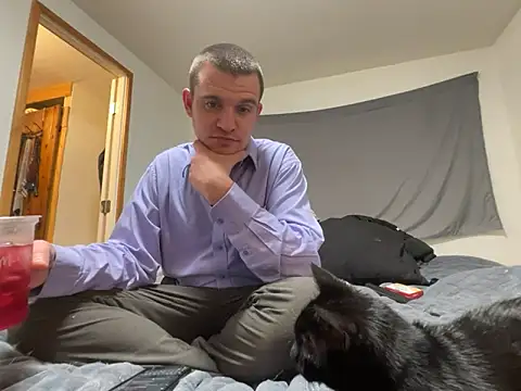 cumitted online show from 12/19/25, 06:16