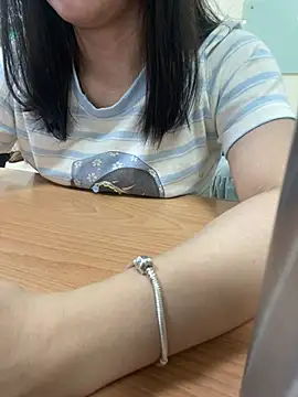 Snapshot of -NhaKy22 chatting on 07/16/26, 12:51 -NhaKy22 online show from 07/16/26, 12:51
