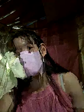 Snapshot of PhanHaa chatting on 09/18/25, 01:58 PhanHaa online show from 09/18/25, 01:58
