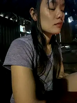 PhanHaa online show from 11/25/25, 09:42