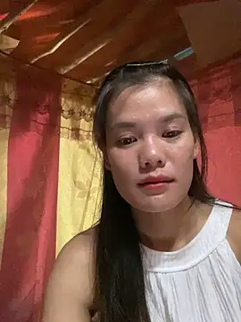 Snapshot of PhanHaa chatting on 09/20/25, 02:16 PhanHaa online show from 09/20/25, 02:16
