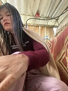 PhanHaa online show from 01/18/26, 09:02