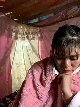 PhanHaa online show from 11/27/25, 12:49