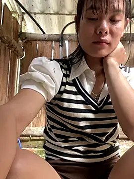 PhanHaa online show from 12/23/25, 01:27