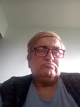 Snapshot of Sonya51561 chatting on 10/08/25, 01:34 Sonya51561 online show from 10/08/25, 01:34