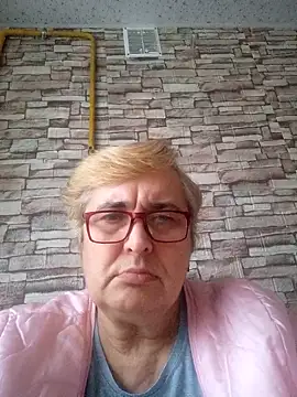 Snapshot of Sonya51561 chatting on 10/21/25, 02:49 Sonya51561 online show from 10/21/25, 02:49