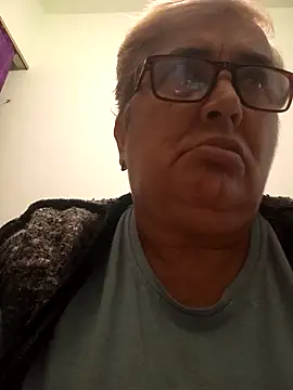 Snapshot of Sonya51561 chatting on 09/24/25, 02:56 Sonya51561 online show from 09/24/25, 02:56