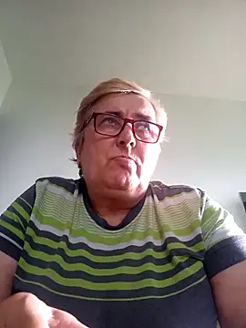 Snapshot of Sonya51561 chatting on 10/06/25, 02:29 Sonya51561 online show from 10/06/25, 02:29