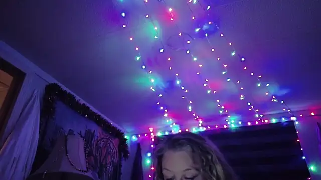 HotRedYeag online show from 10/10/25, 07:42