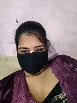 Snapshot of Riya_hot12 chatting on 09/08/25, 03:33 Riya hot12 online show from 09/08/25, 03:33