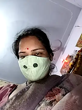 Snapshot of Riya_hot12 chatting on 10/02/25, 04:32 Riya hot12 online show from 10/02/25, 04:32