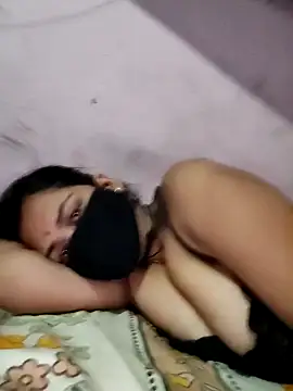 Snapshot of Riya_hot12 chatting on 09/09/25, 06:39 Riya hot12 online show from 09/09/25, 06:39