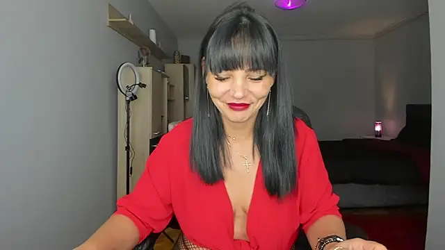 Ella sweety00 online show from 09/29/25, 04:01