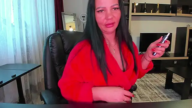 Snapshot of Ella_sweety00 chatting on 02/22/26, 01:02 Ella sweety00 online show from 02/22/26, 01:02