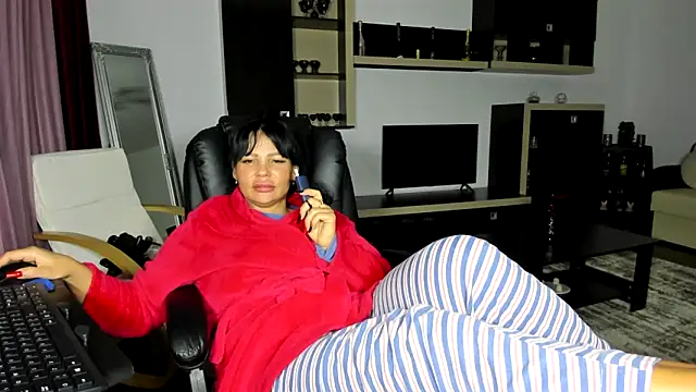 Ella sweety00 online show from 04/10/26, 10:50